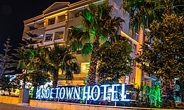 Hotel Z Side Town